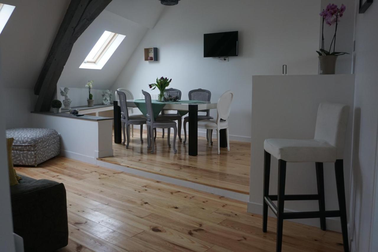 Les 3 Rois Apartment Romorantin-Lanthenay Exterior foto